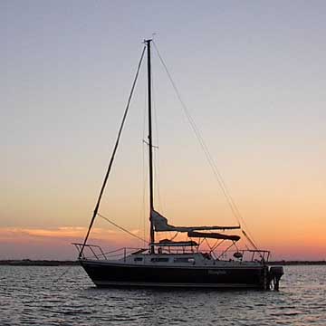 1980 Catalina 25 wing keel sailboat