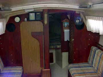1980 Catalina 25 swing keel sailboat
