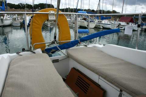 Catalina 25 sailboat
