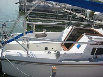1990 Catalina 25 sailboat