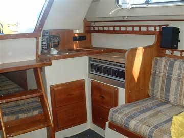 1984 Catalina 25 sailboat