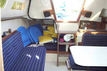1986 Catalina 25 sailboat