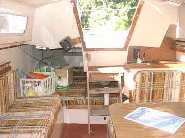 1981 Catalina 25 sailboat