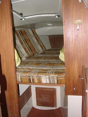 1981 Catalina 25 sailboat