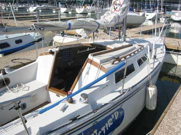 1985 Catalina 25 sailboat