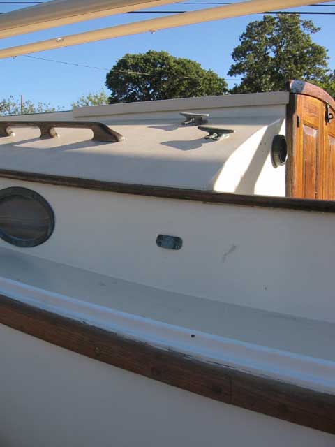 Herreshoff 18 catboat