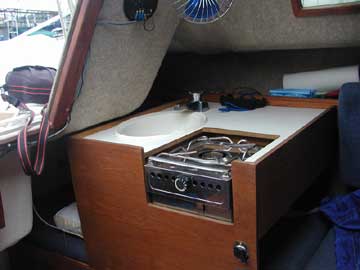 1986 Hunter 23 wing keel sailboat