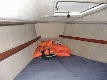 1986 Hunter 23 wing keel sailboat
