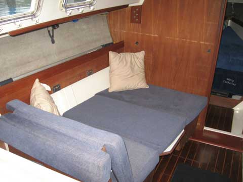 Hunter 25.5 sailboat