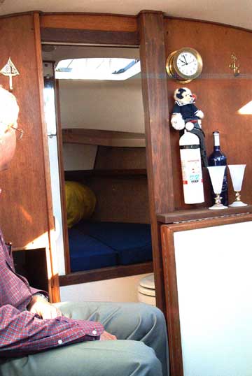 1981 Hunter 25 sailboat