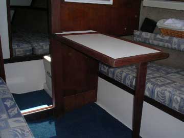 1981 Hunter 25 sailboat