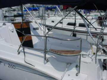 2004 Hunter 260 sailboat