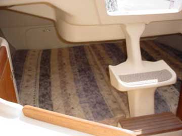 2004 Hunter 260 sailboat