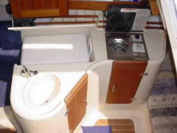 2004 Hunter 260 sailboat