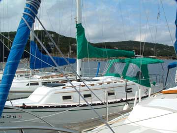 1982 Hunter 27 sailboat