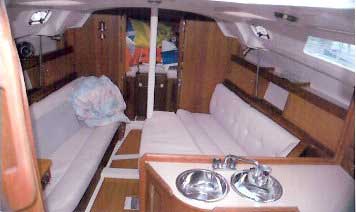 1990 Hunter 30 Sloop sailboat