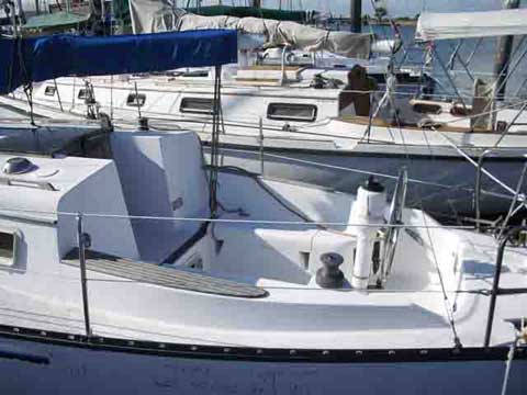 Hunter 33