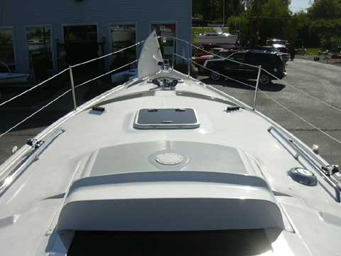 Hunter 33 yacht