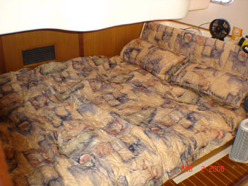 1999 Hunter 410 sailboat