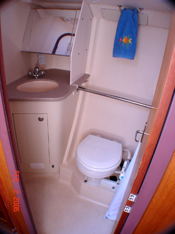 1999 Hunter 410 sailboat