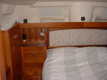 2002 Hunter 420 sailboat
