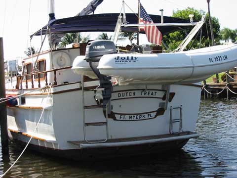 Island Trader 40