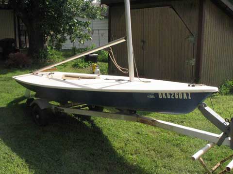 Laser sailboat