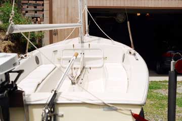 1974 Chrysler Mutineer sailboat