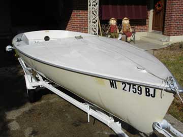 1974 Chrysler Mutineer sailboat